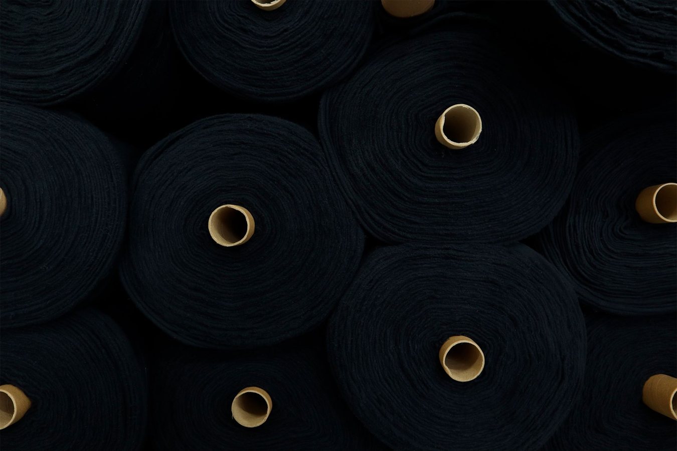 Cairo textile warehouse and freight coordination
